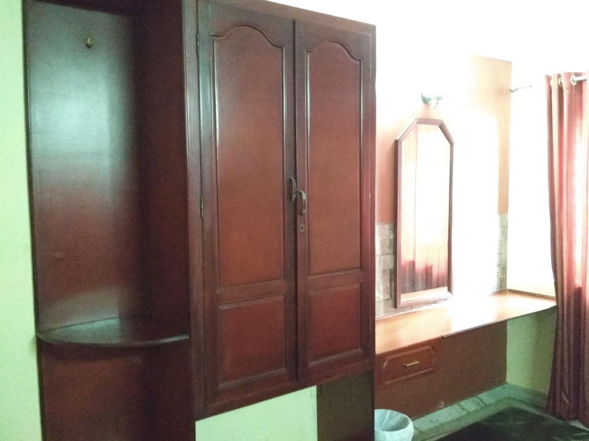 Alwaye Hotel Rukmini المظهر الخارجي الصورة