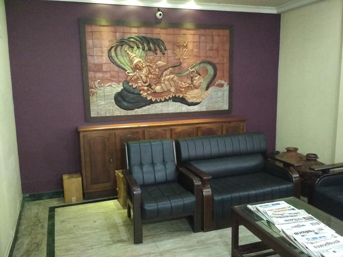 Alwaye Hotel Rukmini المظهر الخارجي الصورة